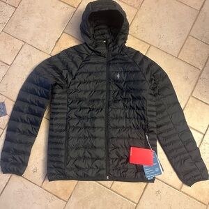 Helly Hansen Banff Hooded Insulator jacket Black Mens size L Puffer